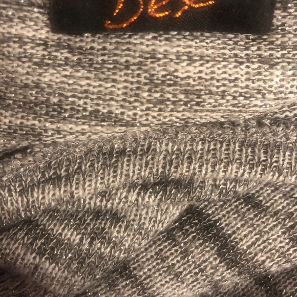 Dex Black, Grey and Silver shirt. - Picture 4 of 5